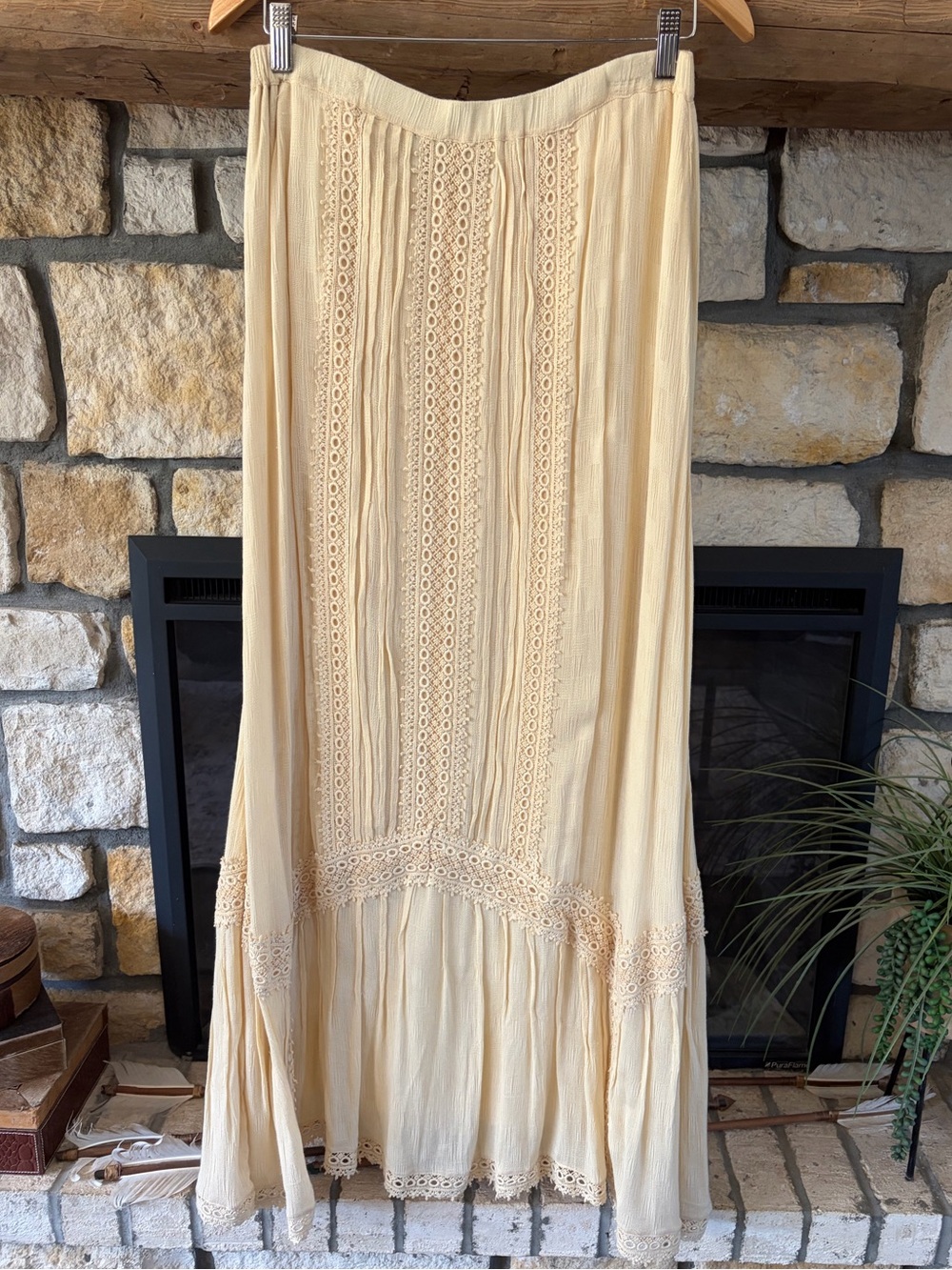 Double D Ranch Cream Lace-Trim Maxi Skirt - , lined, side zip, Medium